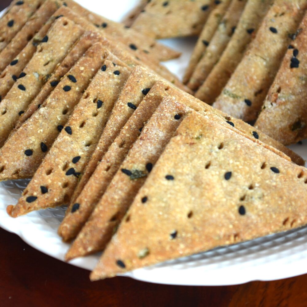 Bajra & Green Chilli Cracker