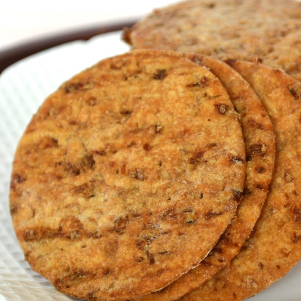 Caramelized Onion Cracker